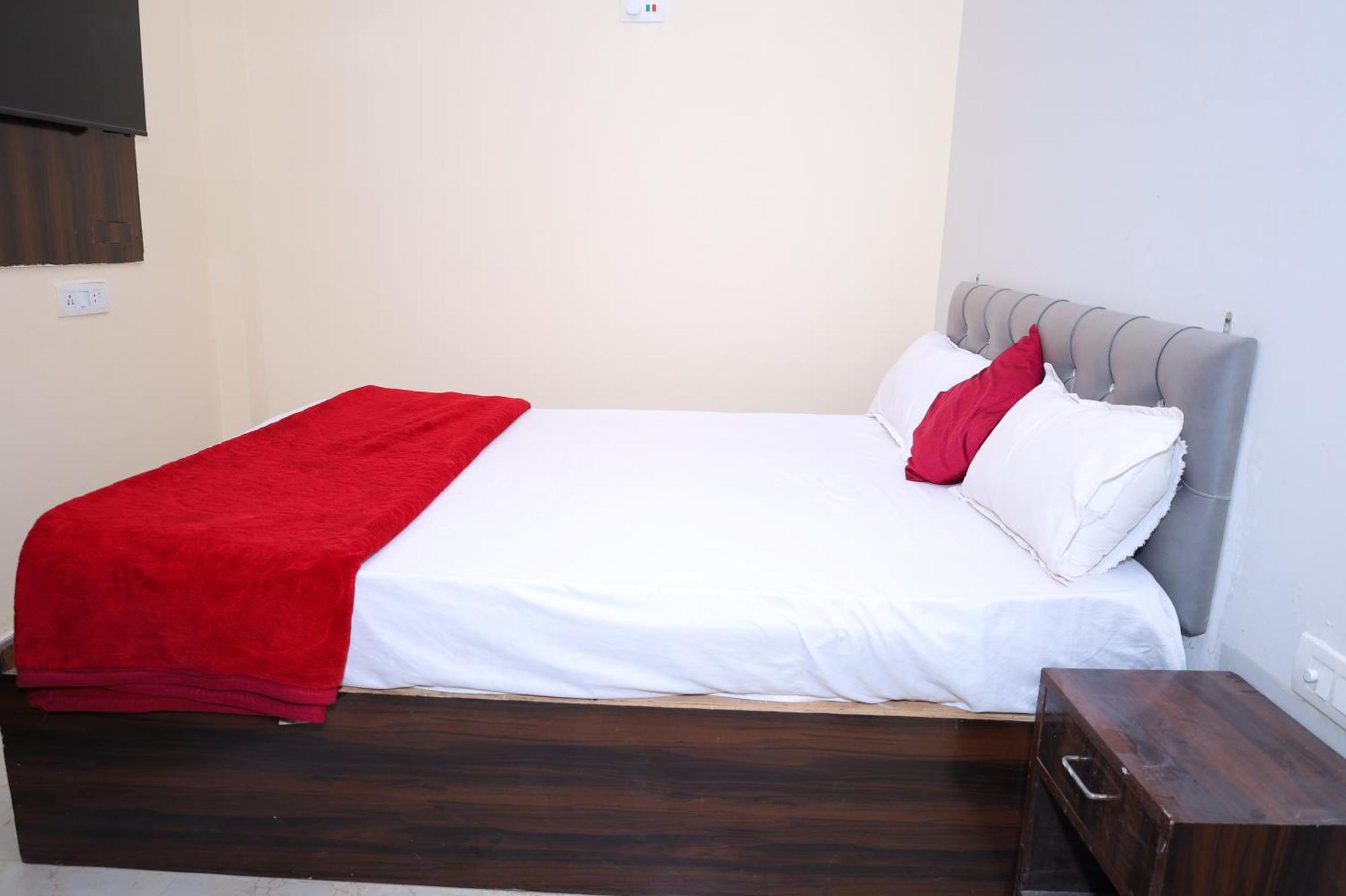 Sia Taj Hotel Nearest Taj Mahal Agra Агра Екстериор снимка